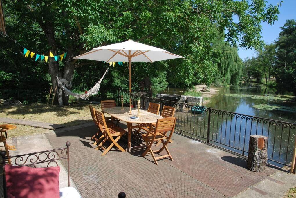 Annay-sur-Serein Magnifique Moulin Proche Chablis, Jacuzzi Et Riviereヴィラ エクステリア 写真