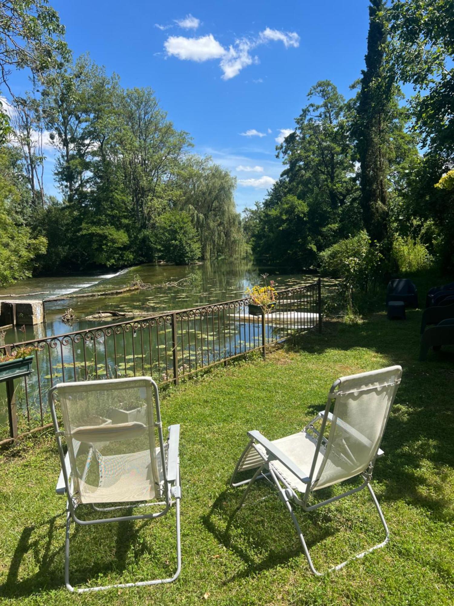 Annay-sur-Serein Magnifique Moulin Proche Chablis, Jacuzzi Et Riviereヴィラ エクステリア 写真
